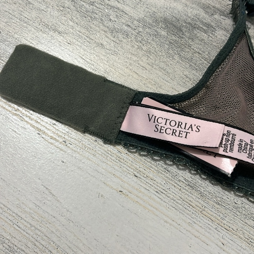 Victoria’s Secret Dream Angels push-up without padding bra size 34C NWT - Picture 8 of 8